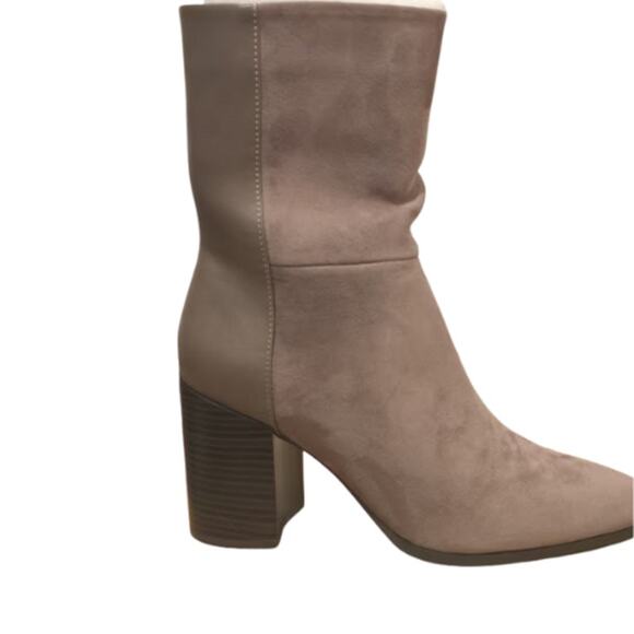 Journee Collection Sharlie Two-Tone Booties in Taupe New In Box Size 10 - Picture 7 of 7